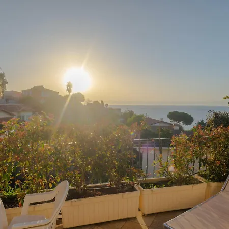 Apartment Renove Avec Terrasse, Climatisation Et Wifi Gratuit - Fr-1-196-166 Menton